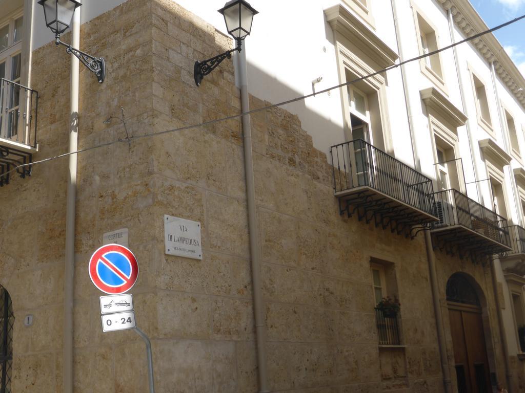 Appartamento In Palazzo Lampedusa 팔레르모 외부 사진